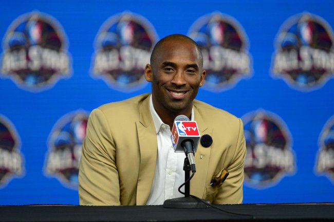 Kobe Bryant Center Of Attention At All-Star Game