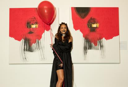 Rihanna Starts New Beauty And Stylist Agency